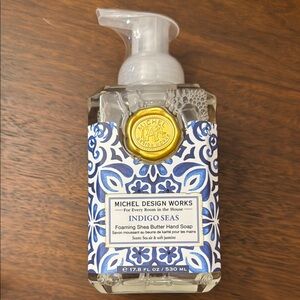 Blue and White Foaming Hand Soap with Elegant Design
